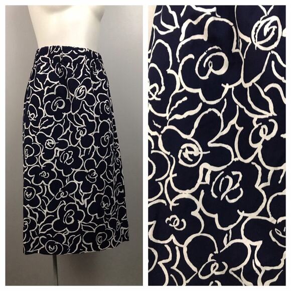 Vintage 1980s Navy Blue and White Floral Skirt with Pockets / Women’s M/L - Picture 5 of 5